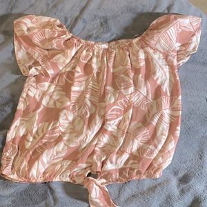 Sienna Sky Off-the-shoulder top size small